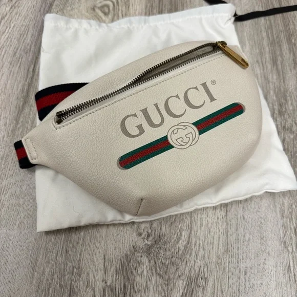 Gucci White Leather Belt Bag - Picture 1 of 14